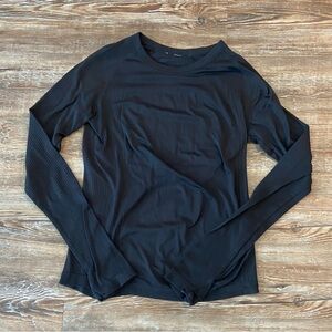 Women’s long sleeve shirt
